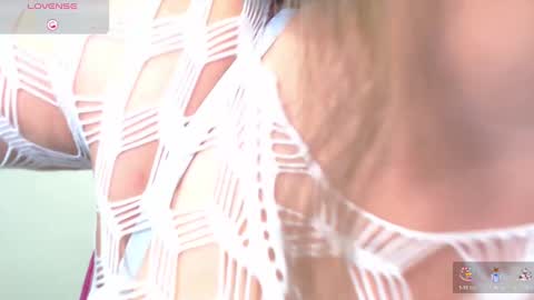 Snapshot of stephanyyx1 chatting on 01-21-25, 02:54 stephanyyx1 online show from 01-21-25, 02:54