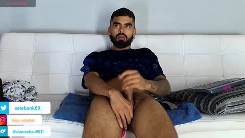 Snapshot of stephenbrown_ chatting on 12-28-24, 11:52 ................ online show from 12-28-24, 11:52