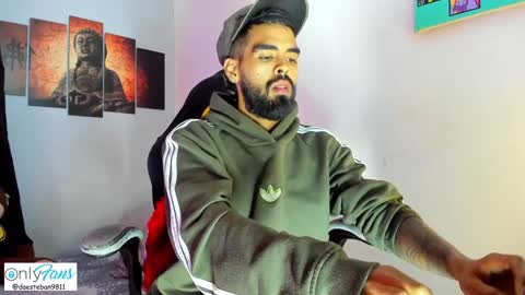 Snapshot of stephenbrown_ chatting on 01-10-25, 06:31 ................ online show from 01-10-25, 06:31