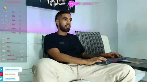 Snapshot of stephenbrown_ chatting on 02-23-25, 12:41 ................ online show from 02-23-25, 12:41