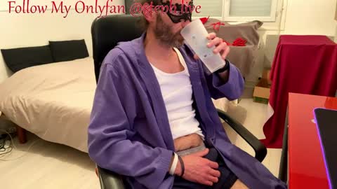 Snapshot of stephxl chatting on 04-09-26, 05:07 Steph live french bigcock tbm online show from 04-09-26, 05:07