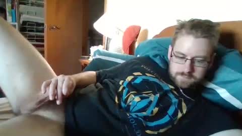 Ian23602 online show from 10-05-25, 09:34