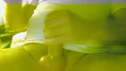 Snapshot of steve093066 chatting on 09-25-25, 01:31 Steve online show from 09-25-25, 01:31