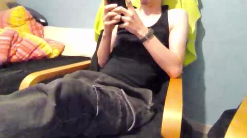 Snapshot of steve951995 chatting on 12-18-25, 06:14 Steve online show from 12-18-25, 06:14