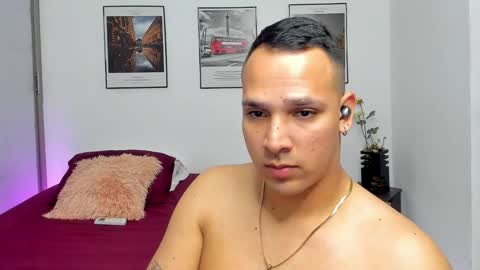 Snapshot of steve__ross chatting on 12-16-25, 09:09 steve__ross online show from 12-16-25, 09:09