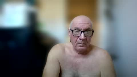 stevejons47 online show from 01-06-26, 04:54