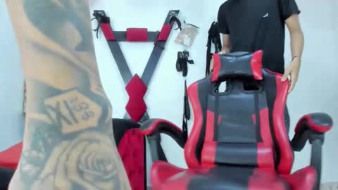 Snapshot of steven19_latinboy chatting on 12-18-25, 12:33 Steven online show from 12-18-25, 12:33