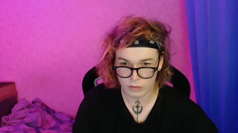 Snapshot of stevenspirs chatting on 11-06-25, 05:25 Steve online show from 11-06-25, 05:25