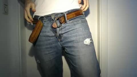 white beef online show from 02-09-25, 01:46