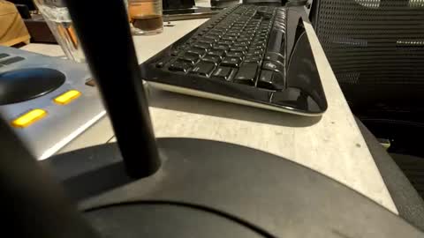 stevie_grey online show from 10-20-25, 06:19