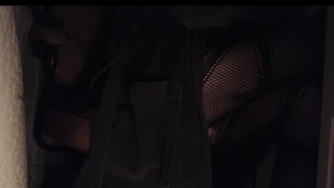 Skye online show from 02-14-25, 10:58