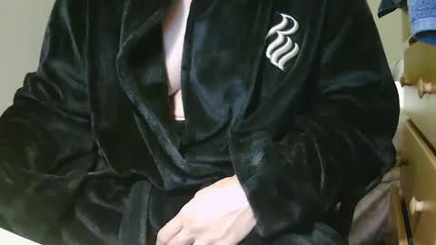 Snapshot of stevo69697 chatting on 10-14-25, 04:02 Chillguy online show from 10-14-25, 04:02