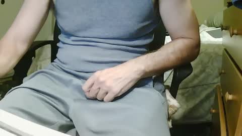 Snapshot of stevo69697 chatting on 10-20-25, 05:52 Chillguy online show from 10-20-25, 05:52