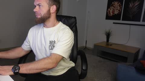 Stewart Barnz online show from 01-08-26, 06:37