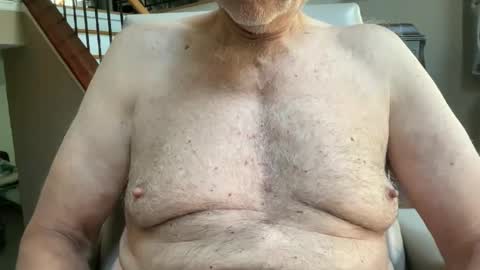 Snapshot of stillbad2 chatting on 10-26-25, 03:07 Stillbad2 online show from 10-26-25, 03:07