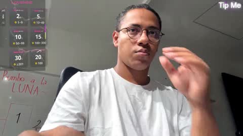 Snapshot of stiven__pattinson chatting on 03-23-26, 07:23 Stiven online show from 03-23-26, 07:23