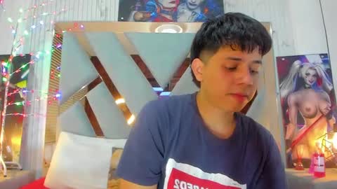 Steven Pooh online show from 12-19-24, 03:40