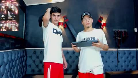 friends online show from 11-30-25, 05:11