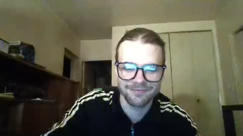 Snapshot of stockingsnfeet chatting on 12-16-24, 12:26 stockingsnfeet online show from 12-16-24, 12:26