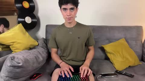 Snapshot of stolas_ying chatting on 02-21-26, 01:28 Stolas online show from 02-21-26, 01:28