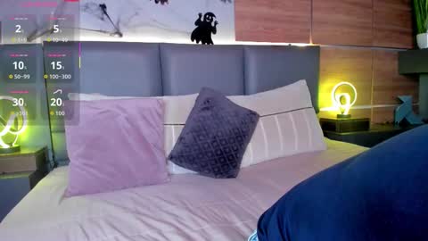 Snapshot of stone_lee_ chatting on 11-01-25, 02:57 Stone Lee online show from 11-01-25, 02:57