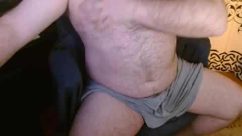 Stonerbear42 online show from 01-09-25, 09:37