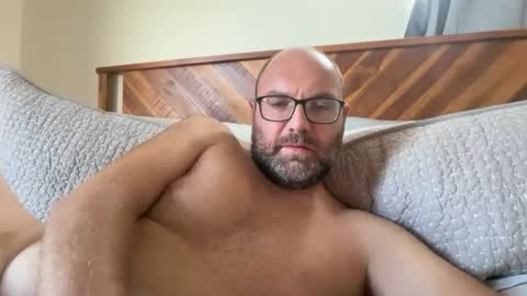 stoney8inches online show from 04-15-26, 10:10