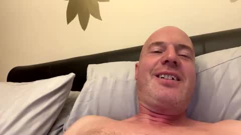 Snapshot of stoodley22 chatting on 11-10-25, 03:33 Stoodley22 online show from 11-10-25, 03:33