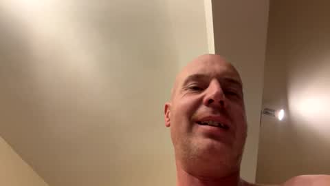 Snapshot of stoodley22 chatting on 11-18-25, 03:49 Stoodley22 online show from 11-18-25, 03:49