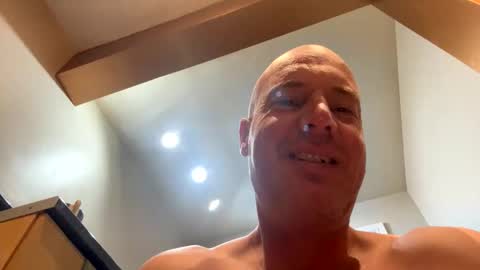 Snapshot of stoodley22 chatting on 11-26-25, 05:41 Stoodley22 online show from 11-26-25, 05:41