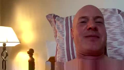 Snapshot of stoodley22 chatting on 04-02-26, 09:01 Stoodley22 online show from 04-02-26, 09:01