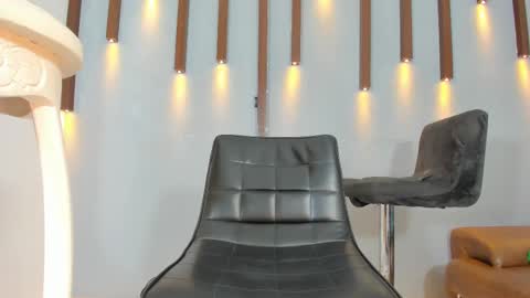 stormluna_22 online show from 11-24-25, 01:38