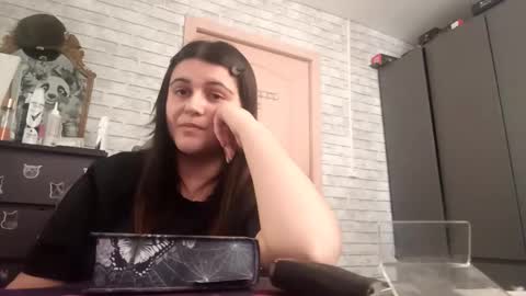 Snapshot of stormylukacs chatting on 03-03-26, 01:17 Jasmin online show from 03-03-26, 01:17