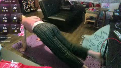 Snapshot of stormythunder chatting on 02-11-25, 10:26 Stormythunder online show from 02-11-25, 10:26