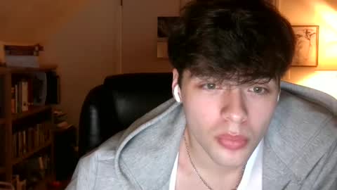 str11111 online show from 02-05-25, 01:58