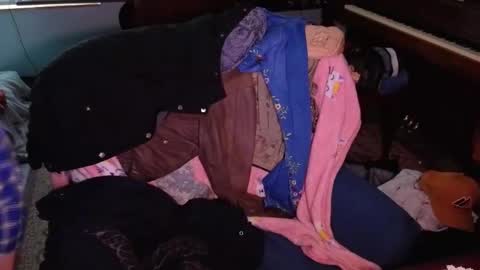 Snapshot of str8whiteboy21 chatting on 10-24-25, 04:03 str8whiteboy21 online show from 10-24-25, 04:03