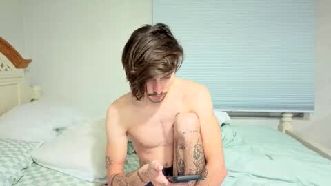 Snapshot of str8whiteboy21 chatting on 11-16-25, 08:20 str8whiteboy21 online show from 11-16-25, 08:20