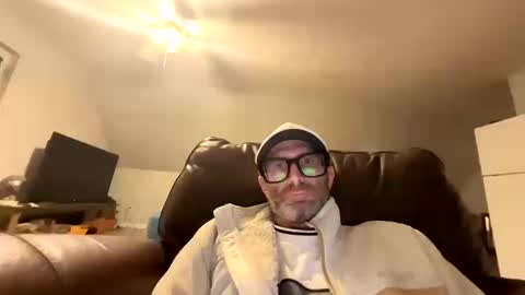 Snapshot of straightexhibitionistforcocks chatting on 10-10-25, 09:58 straightexhibitionistforcocks online show from 10-10-25, 09:58