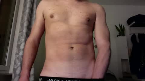 Snapshot of stranger_plus chatting on 01-03-25, 05:10 send me pics  if you want online show from 01-03-25, 05:10