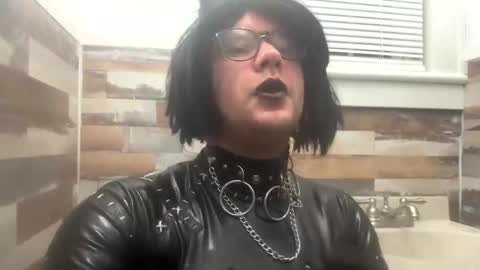 Mistress kinki online show from 11-09-25, 08:12