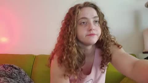 Strawberrylotsacake online show from 09-28-25, 02:33