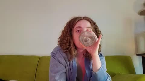 Strawberrylotsacake online show from 10-10-25, 06:18