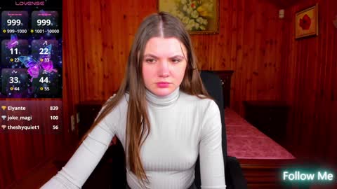 Snapshot of strawberrylux chatting on 01-18-25, 09:24 Strawberrylux online show from 01-18-25, 09:24