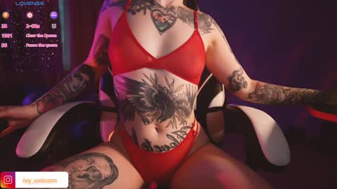 Snapshot of strawberrywithcream18 chatting on 12-26-24, 06:41 Ivy online show from 12-26-24, 06:41