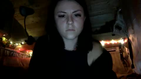 Snapshot of strawbrysugar chatting on 12-09-24, 03:40 Ruby Moon online show from 12-09-24, 03:40