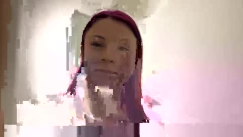 Snapshot of strawbrysugar chatting on 02-03-25, 12:47 Ruby Moon online show from 02-03-25, 12:47