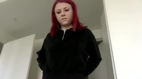 Snapshot of strawbrysugar chatting on 02-11-25, 07:38 Ruby Moon online show from 02-11-25, 07:38