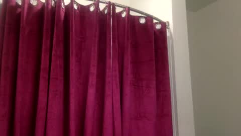 Snapshot of strawbrysugar chatting on 02-16-25, 09:38 Ruby Moon online show from 02-16-25, 09:38