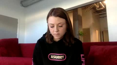 Snapshot of strawbrysugar chatting on 03-01-25, 11:04 Ruby Moon online show from 03-01-25, 11:04