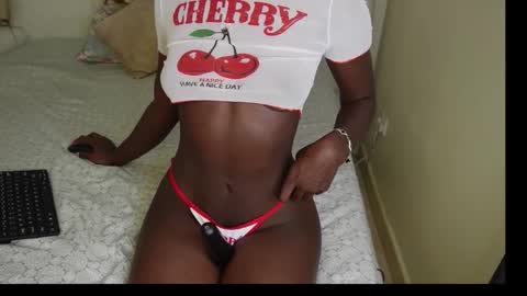 QUEEN online show from 01-12-26, 04:18